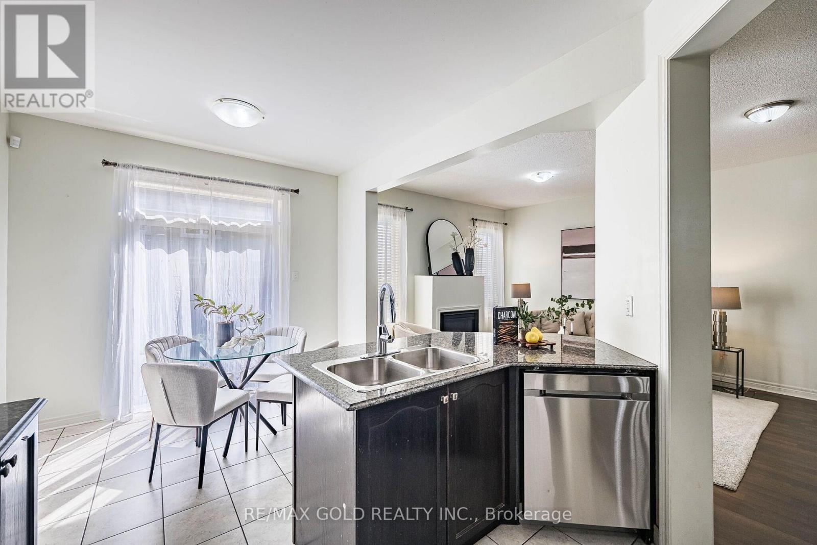 49 Baby Pointe Trail, Brampton, Ontario  L7A 0W3 - Photo 22 - W13702032