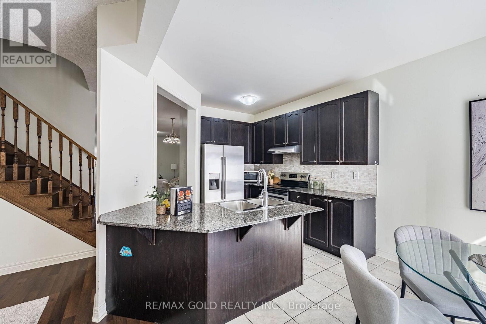 49 Baby Pointe Trail, Brampton, Ontario  L7A 0W3 - Photo 23 - W13702032