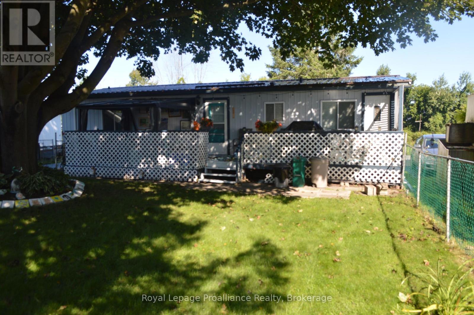 17 Warbler Lane, Quinte West, Ontario  K8N 4Z3 - Photo 12 - X13744088