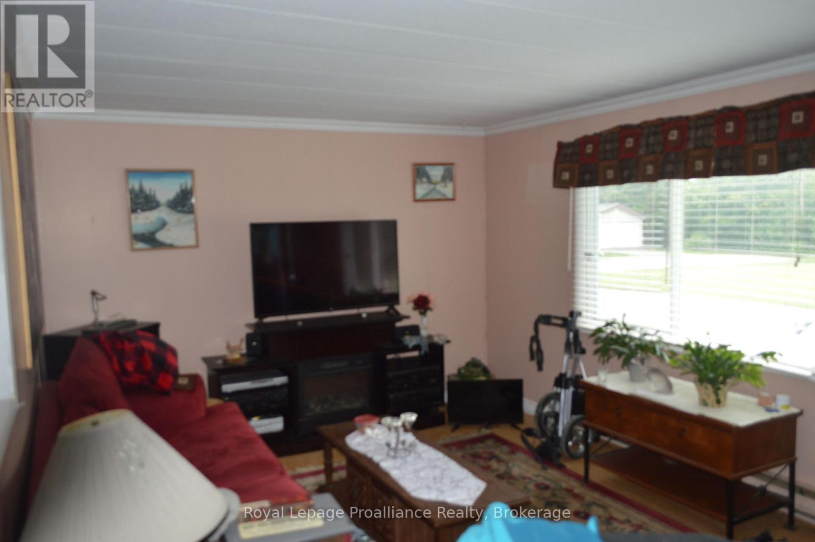 17 Warbler Lane, Quinte West, Ontario  K8N 4Z3 - Photo 5 - X13744088