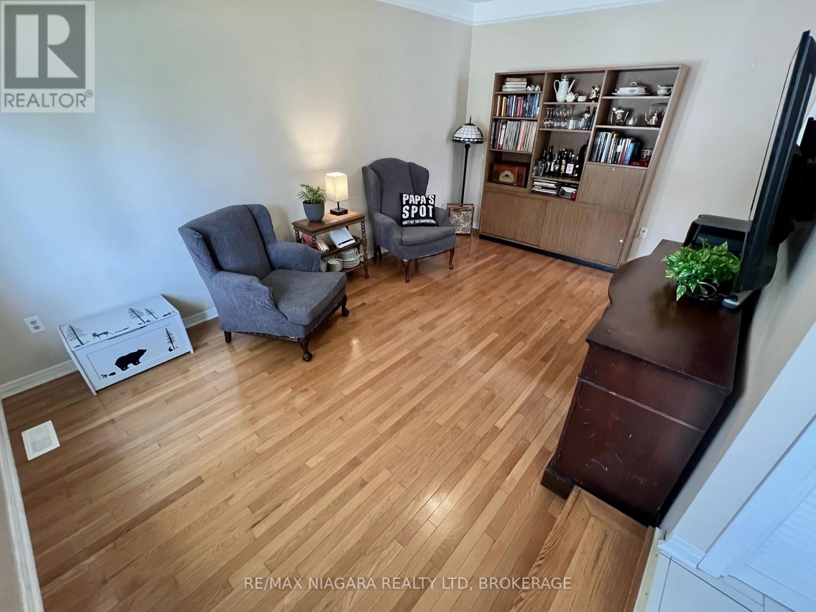 6196 Kirkland Drive, Niagara Falls, Ontario  L2H 2A6 - Photo 12 - X13691292
