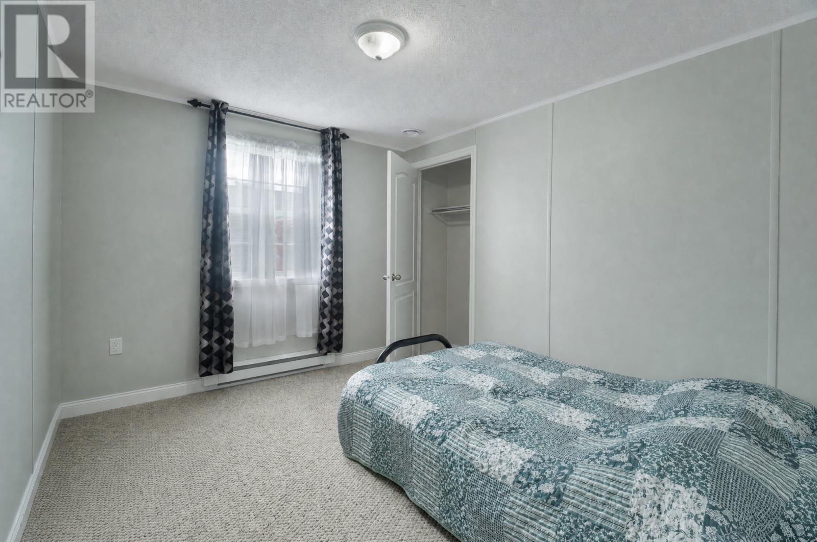 12 Ashgrove Drive, Paradise — photo 6