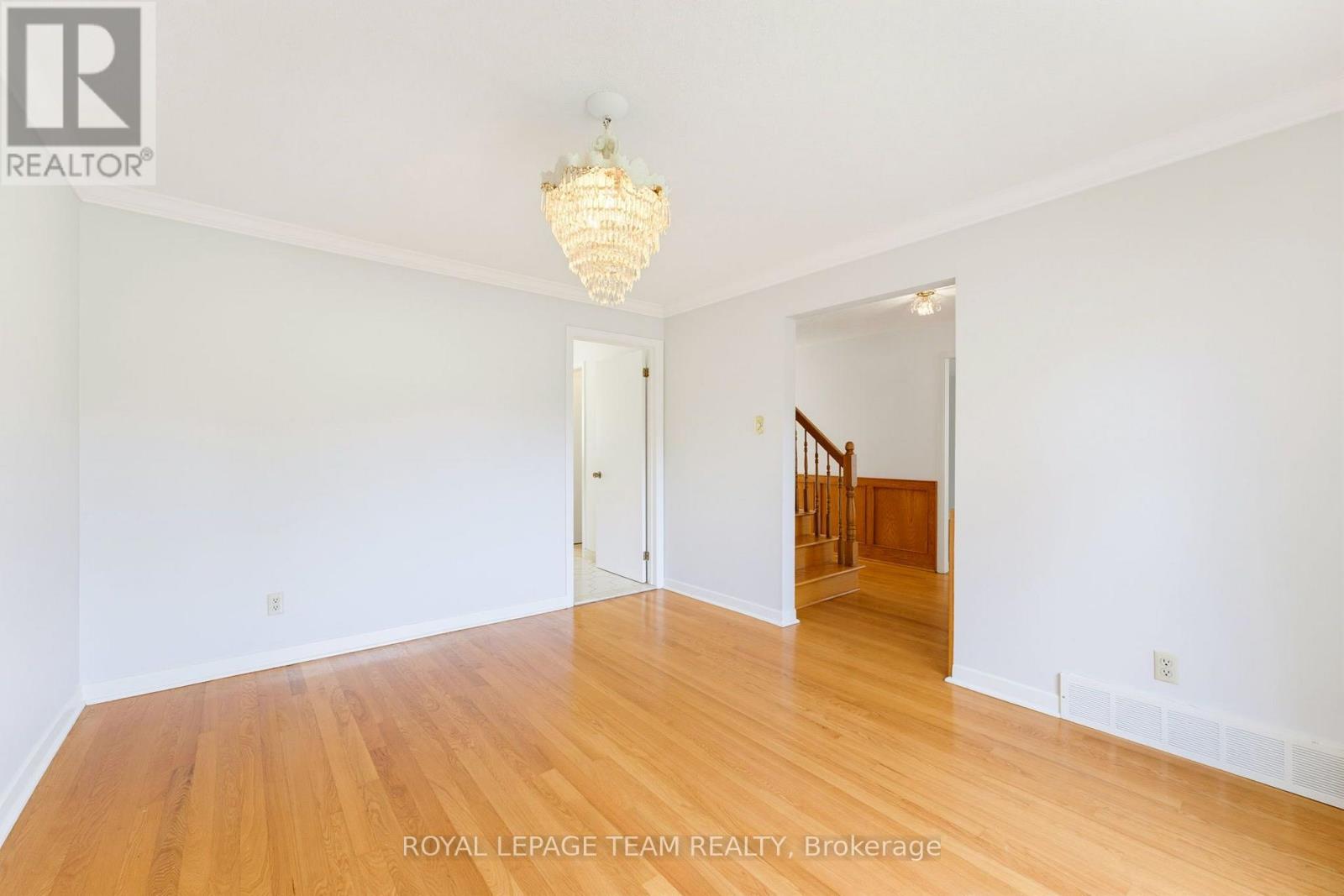 115 Beaver Ridge, Ottawa, Ontario  K2E 6E5 - Photo 7 - X13744094