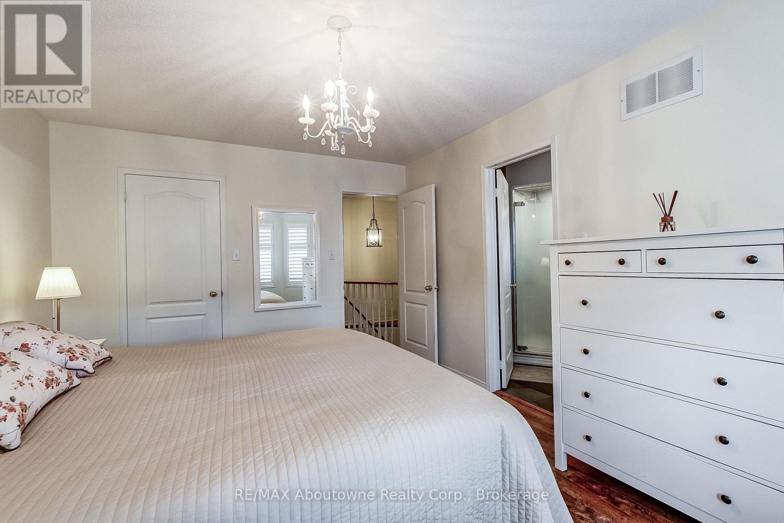 2150 Forest Gate Park, Oakville, Ontario  L6M 4B4 - Photo 24 - W13744122