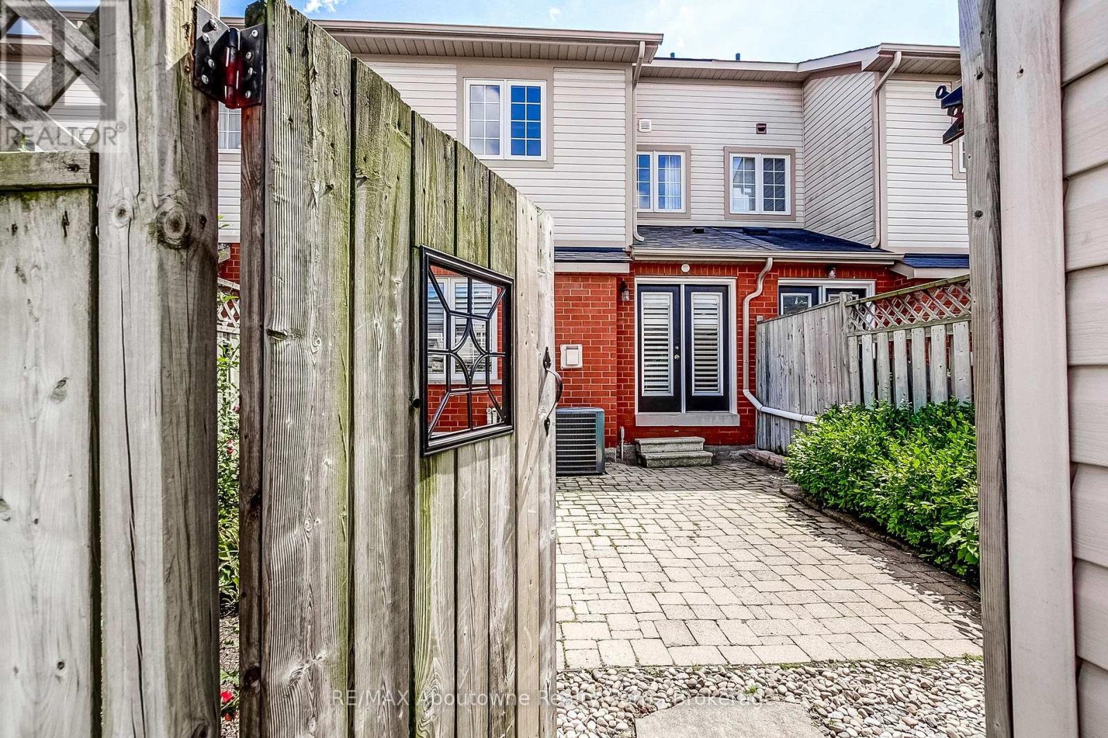 2150 Forest Gate Park, Oakville, Ontario  L6M 4B4 - Photo 37 - W13744122