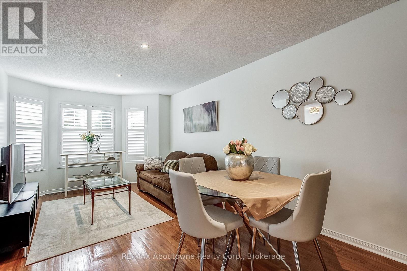 2150 Forest Gate Park, Oakville, Ontario  L6M 4B4 - Photo 5 - W13744122