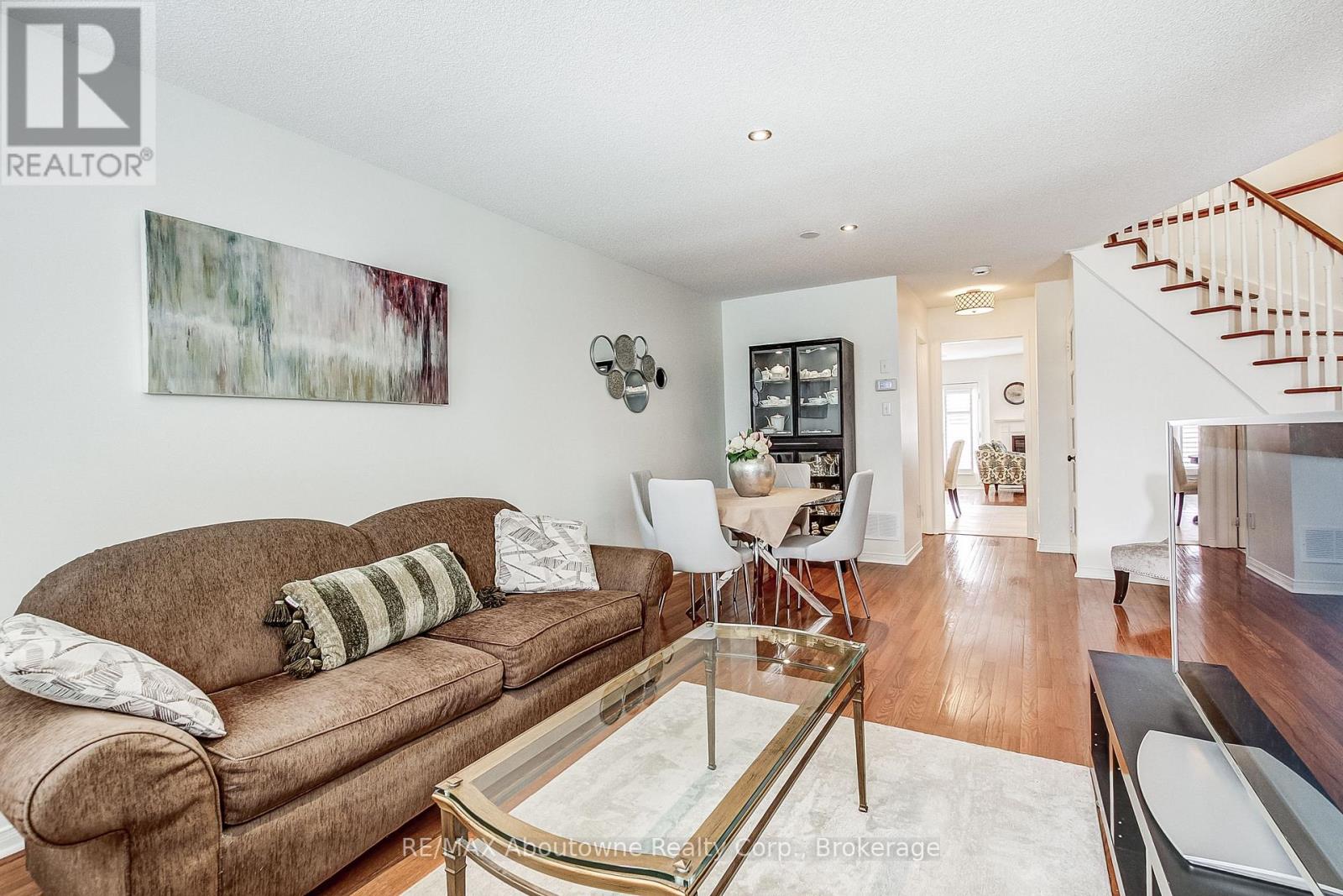 2150 Forest Gate Park, Oakville, Ontario  L6M 4B4 - Photo 7 - W13744122