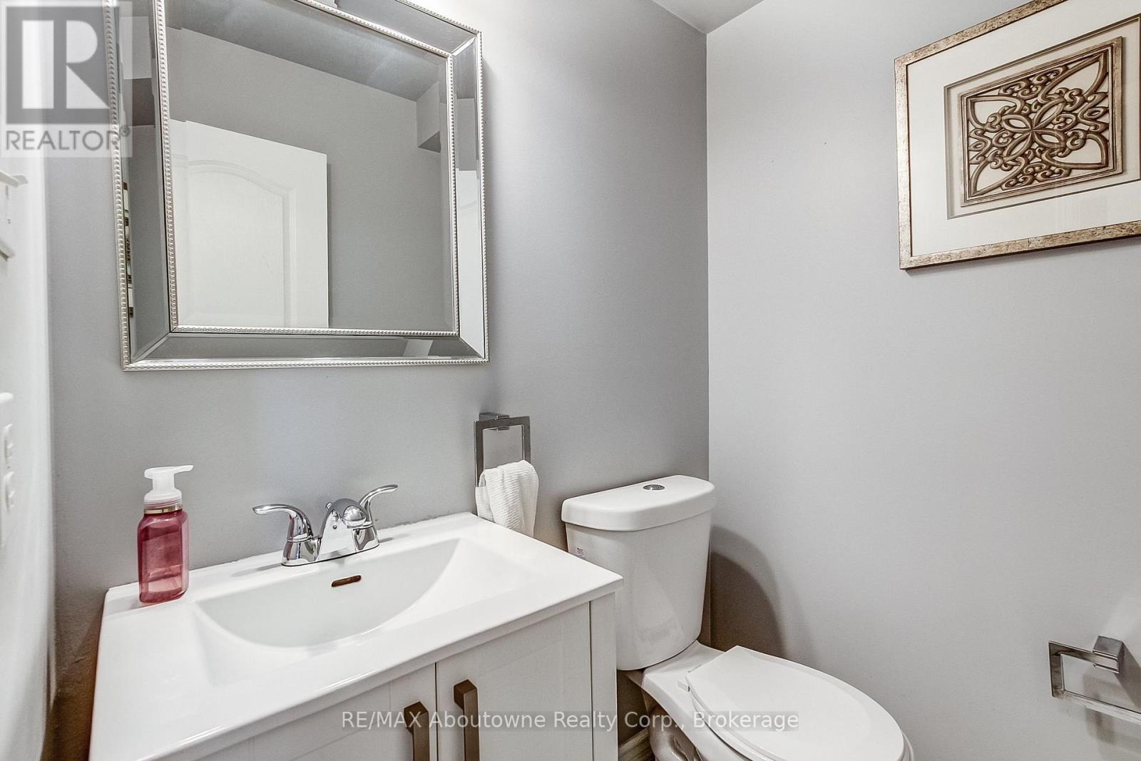 2150 Forest Gate Park, Oakville, Ontario  L6M 4B4 - Photo 9 - W13744122