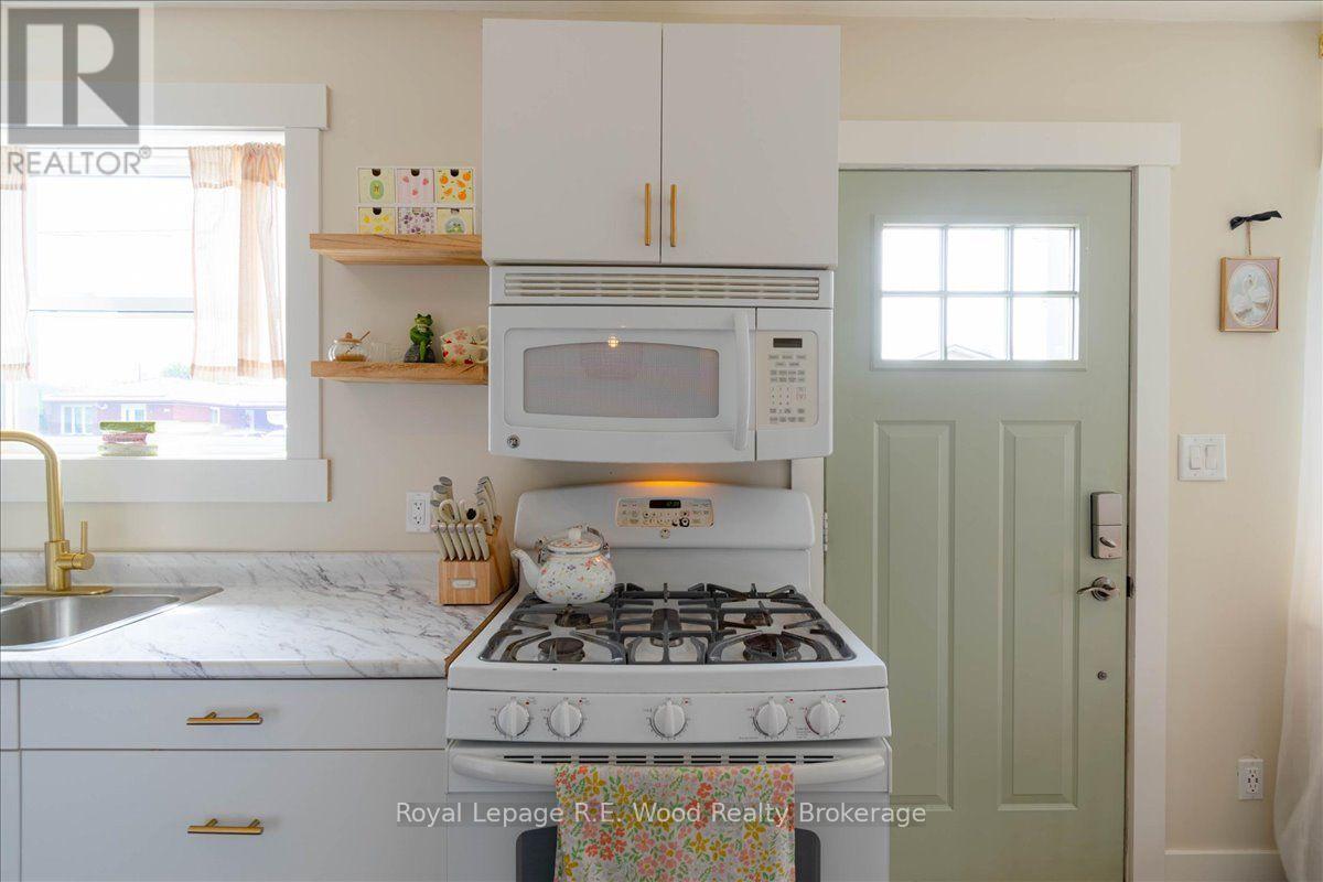 69 Ann Street, Norfolk, Ontario  N4B 1H6 - Photo 8 - X13744120