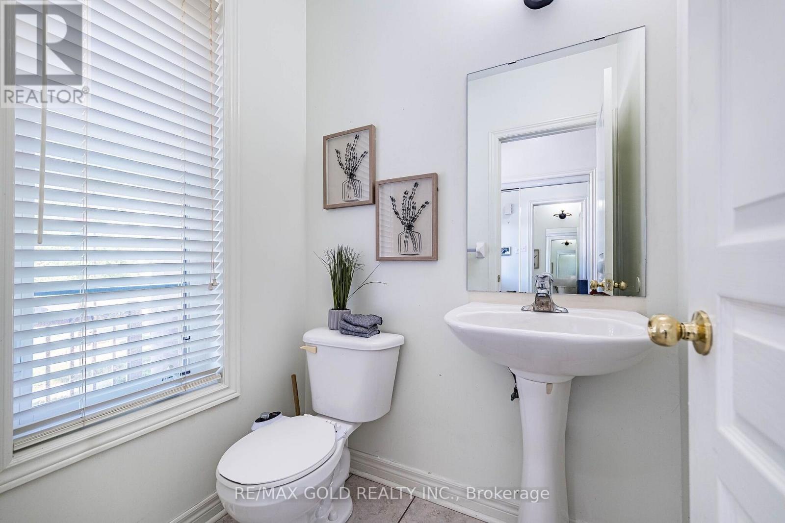 49 Baby Pointe Trail, Brampton, Ontario  L7A 0W3 - Photo 28 - W13702032