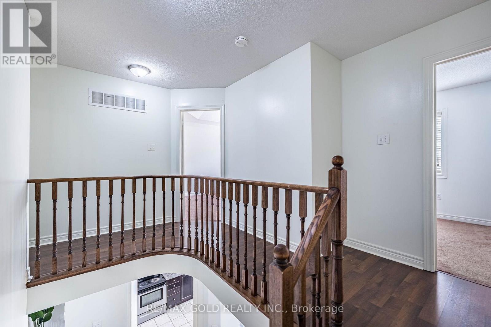 49 Baby Pointe Trail, Brampton, Ontario  L7A 0W3 - Photo 29 - W13702032