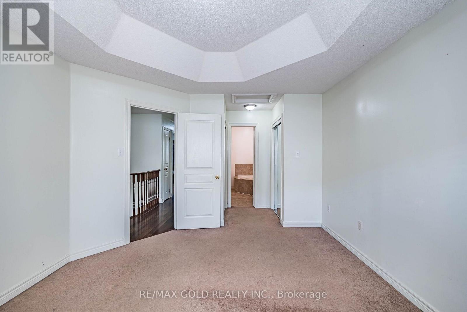 49 Baby Pointe Trail, Brampton, Ontario  L7A 0W3 - Photo 34 - W13702032