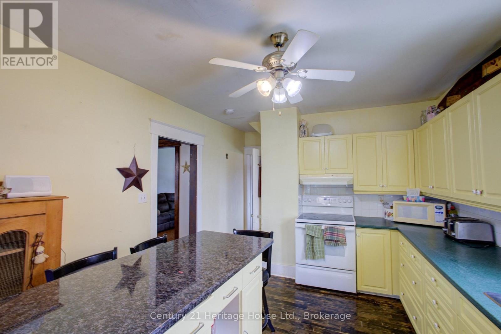 180 Bruce Street S, West Grey, Ontario  N0G 1R0 - Photo 14 - X13744126