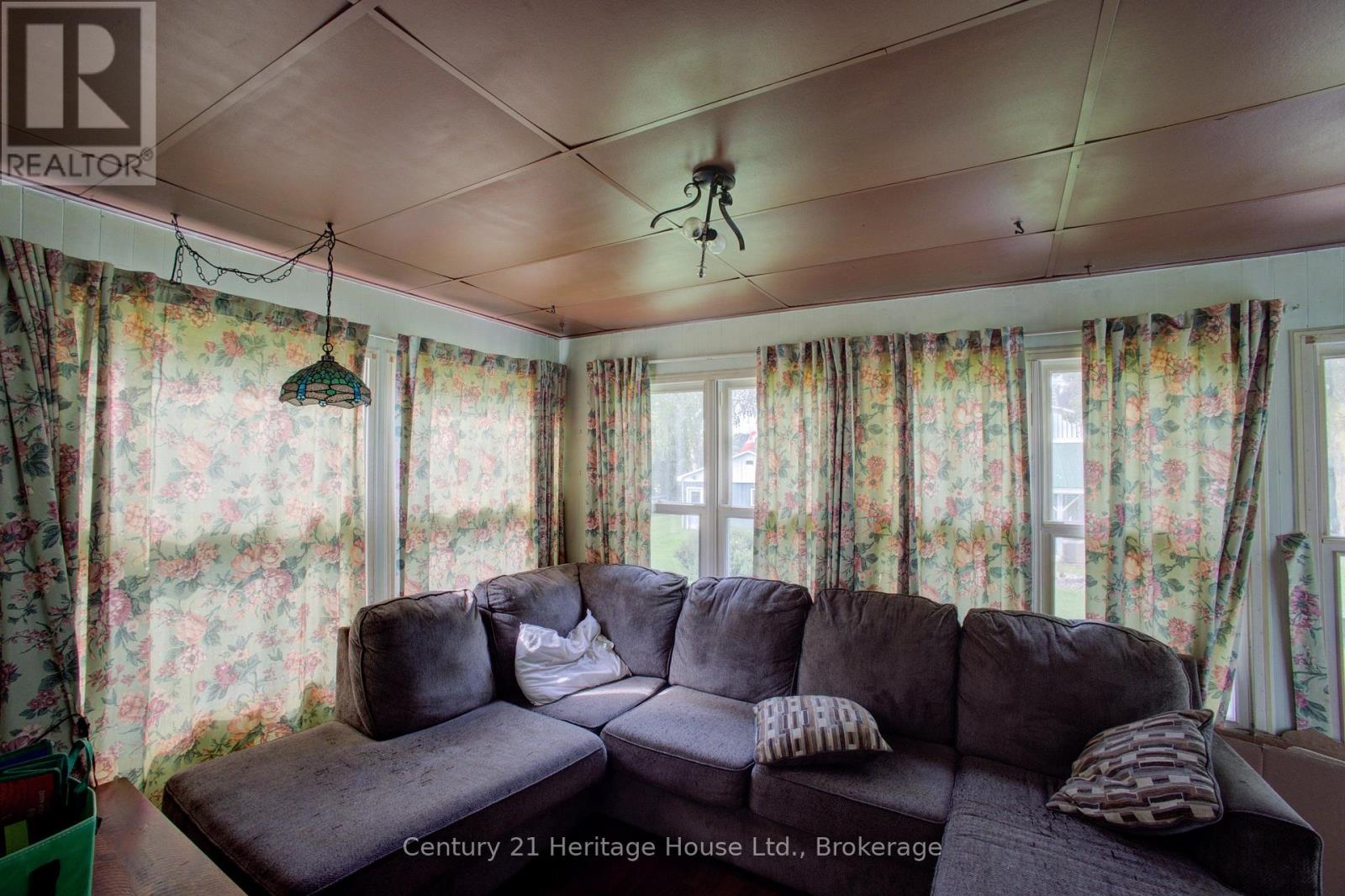 180 Bruce Street S, West Grey, Ontario  N0G 1R0 - Photo 17 - X13744126