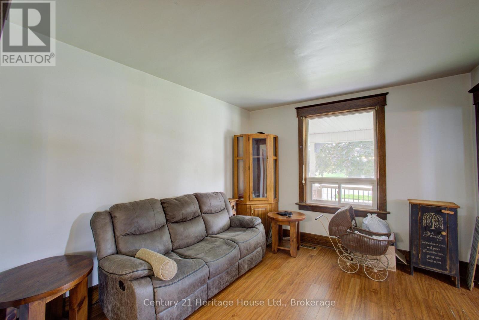 180 Bruce Street S, West Grey, Ontario  N0G 1R0 - Photo 9 - X13744126