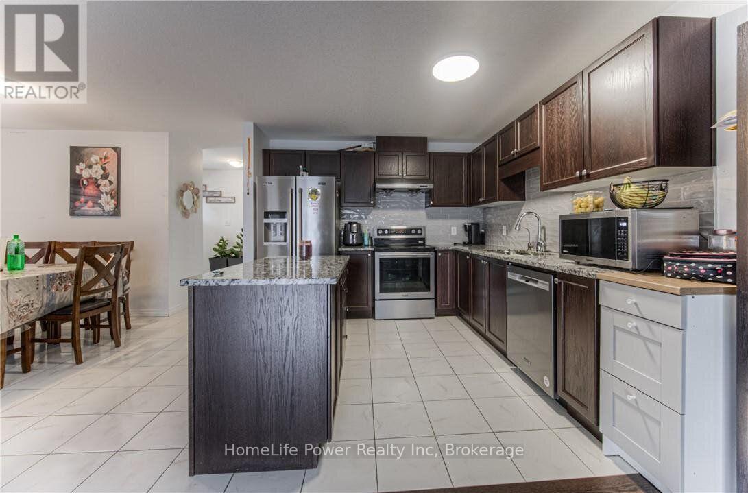 513 Woodlea Court, Kitchener, Ontario  N2R 1R7 - Photo 10 - X13744148