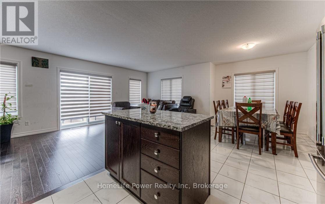 513 Woodlea Court, Kitchener, Ontario  N2R 1R7 - Photo 12 - X13744148