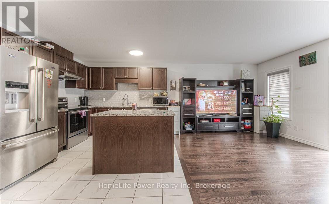 513 Woodlea Court, Kitchener, Ontario  N2R 1R7 - Photo 8 - X13744148