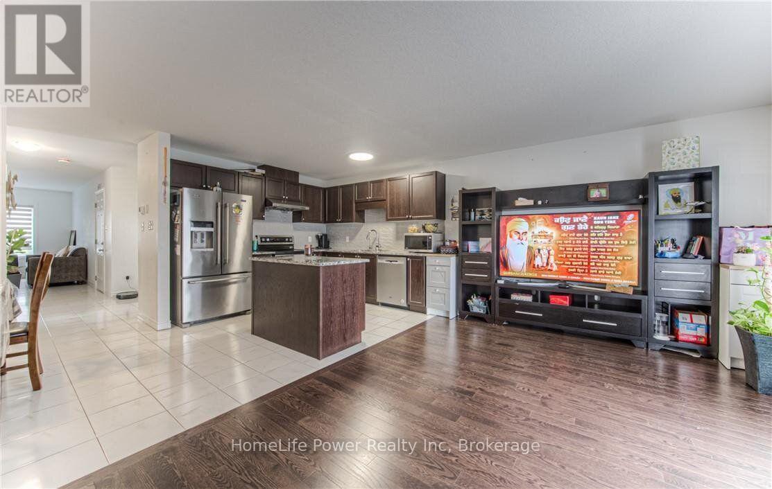 513 Woodlea Court, Kitchener, Ontario  N2R 1R7 - Photo 9 - X13744148