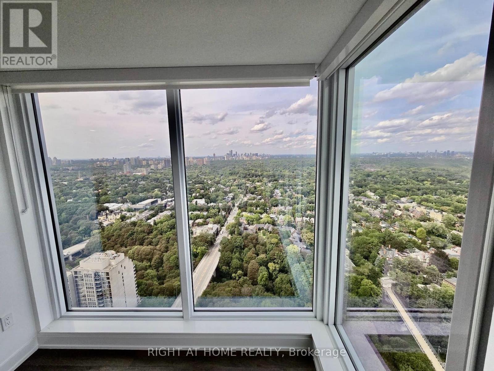 4207 - 609 Sherbourne Street, Toronto, Ontario  M4X 0A4 - Photo 6 - C13744108