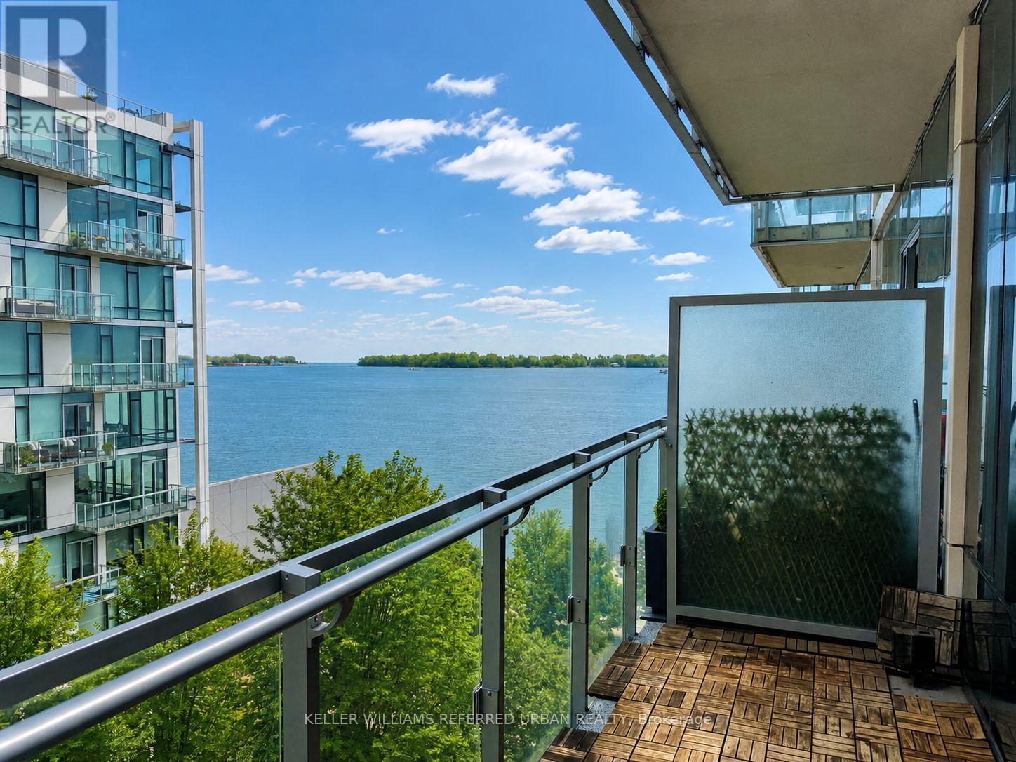 716 - 39 QUEENS QUAY E, Toronto, Ontario