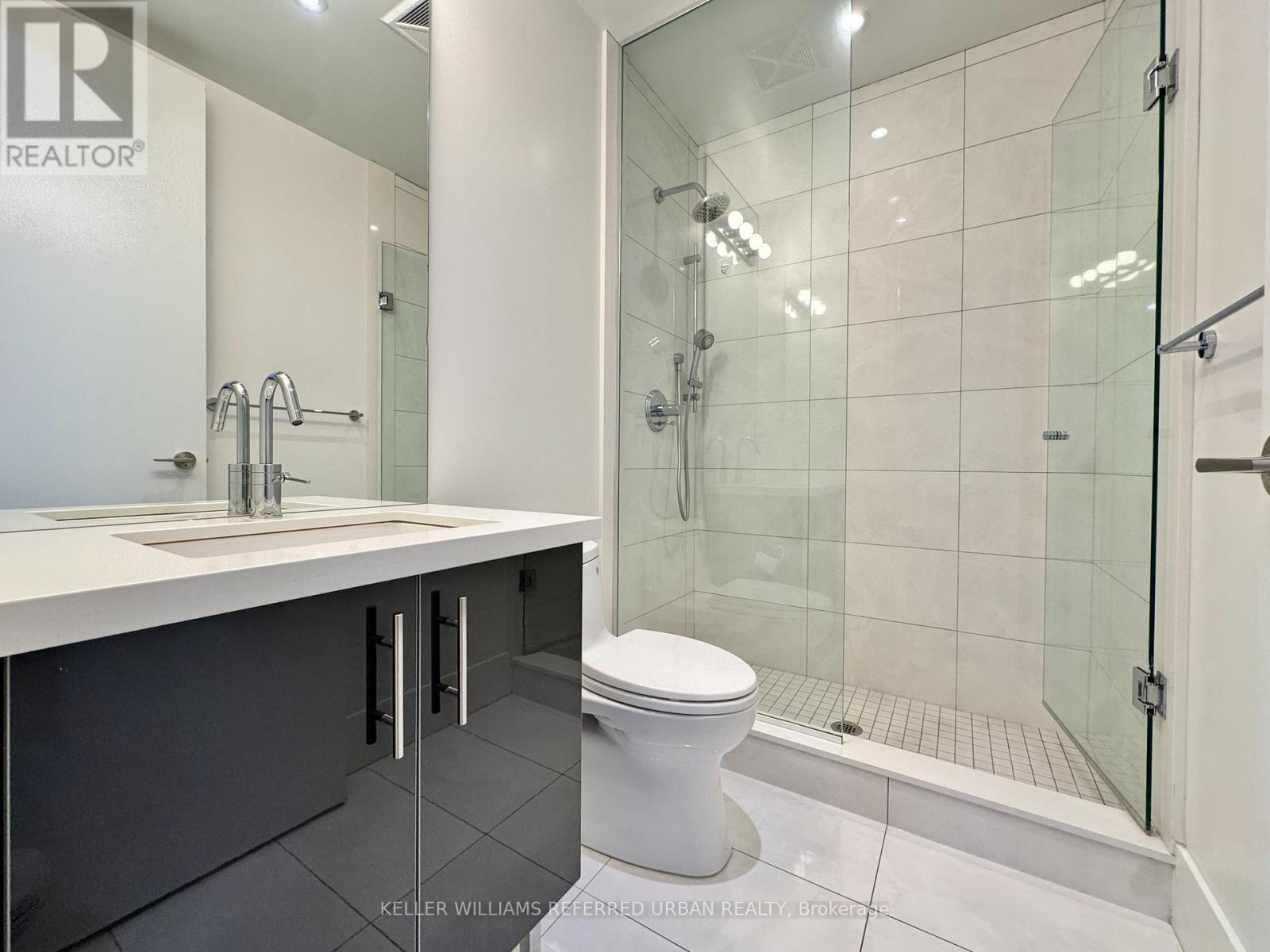 716 - 39 Queens Quay E, Toronto, Ontario M5E 0A5 - Photo 17 - C13744182