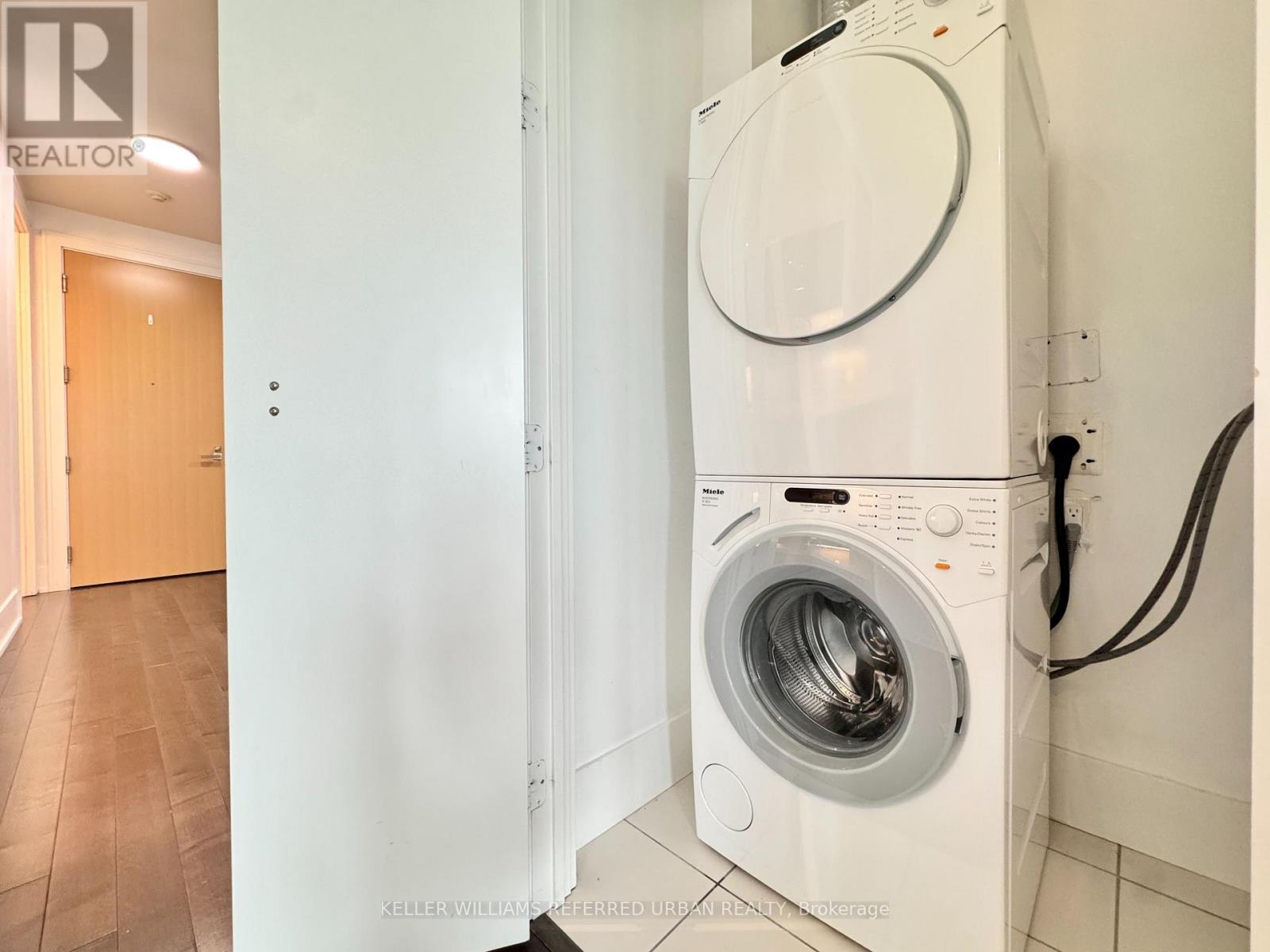 716 - 39 Queens Quay E, Toronto, Ontario M5E 0A5 - Photo 18 - C13744182