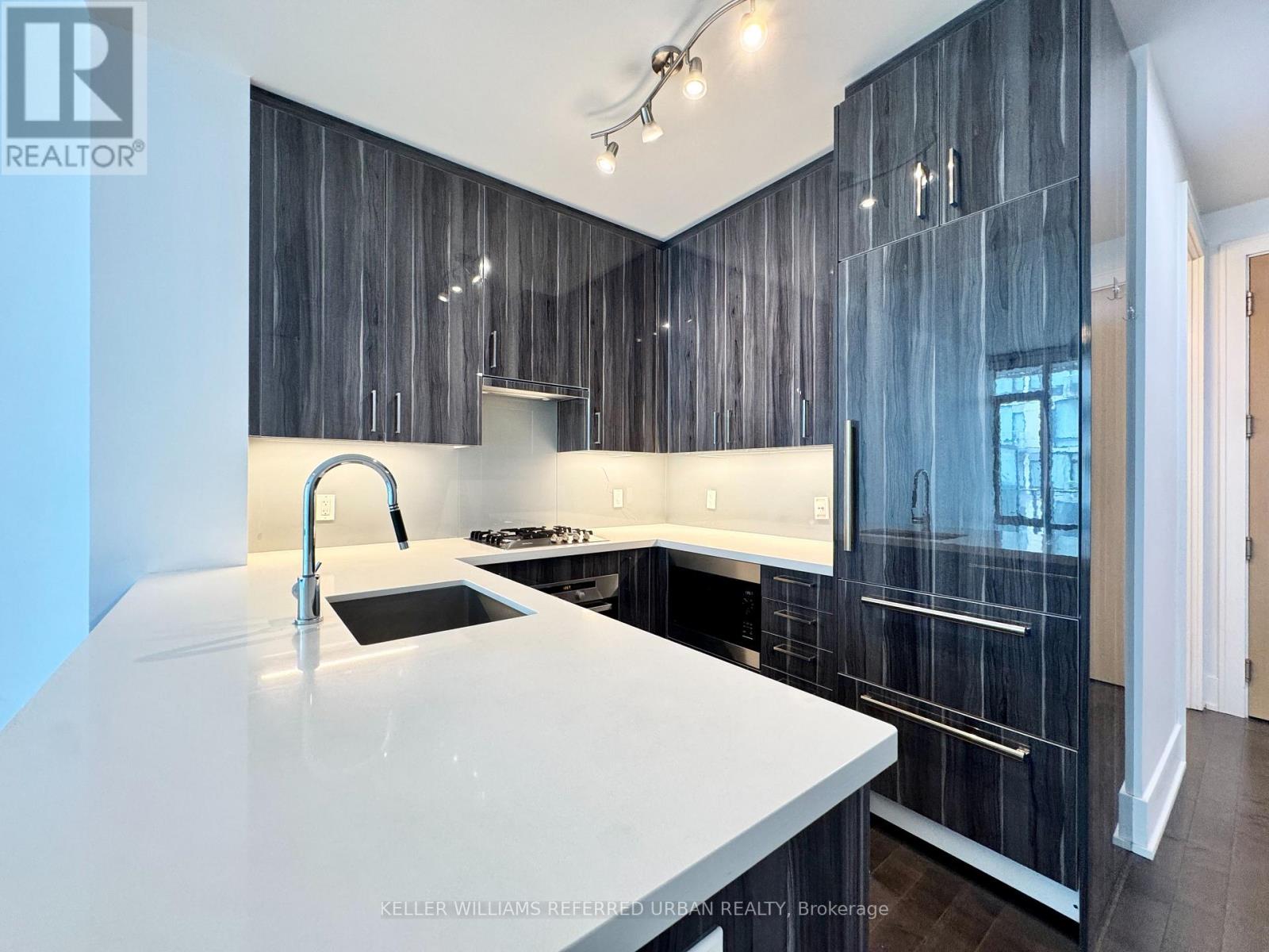 716 - 39 Queens Quay E, Toronto, Ontario M5E 0A5 - Photo 5 - C13744182