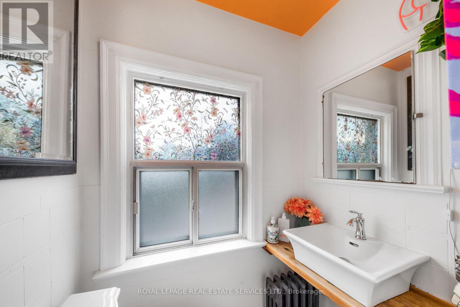 761 Kingston Road, Toronto, Ontario  M4E 1R9 - Photo 21 - E13744166