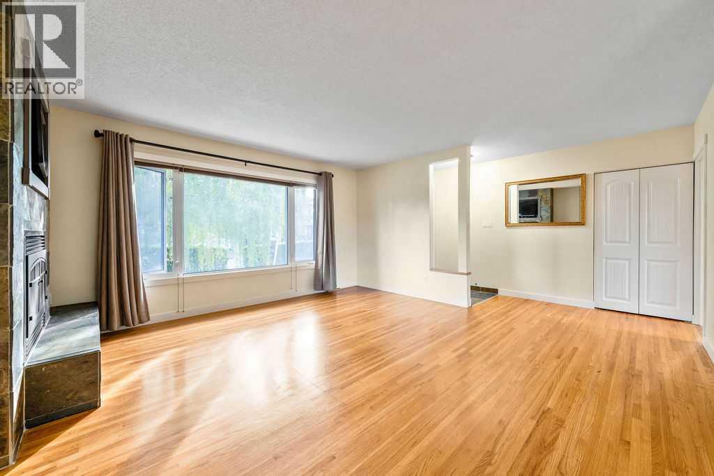 64 Hollyburn Road SW, Calgary, Alberta  T2V 3H1 - Photo 7 - A2341155