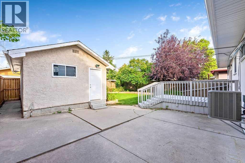 64 Hollyburn Road SW, Calgary, Alberta  T2V 3H1 - Photo 24 - A2341155