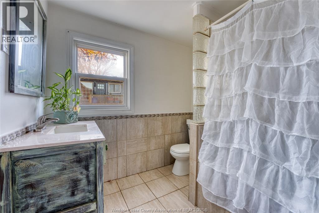 625 Sydenham Street, Colchester, Ontario  N0R 1G0 - Photo 15 - 26021647