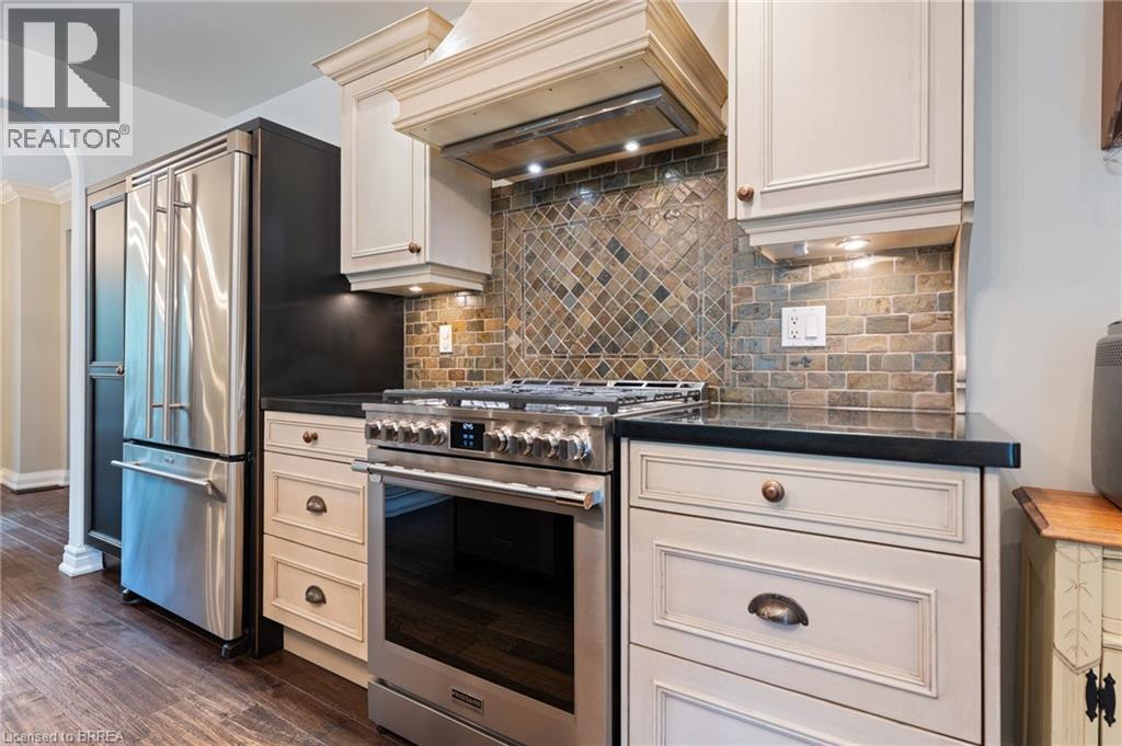 35 Golfdale Road, Brantford, Ontario  N3T 5H6 - Photo 12 - 40849922