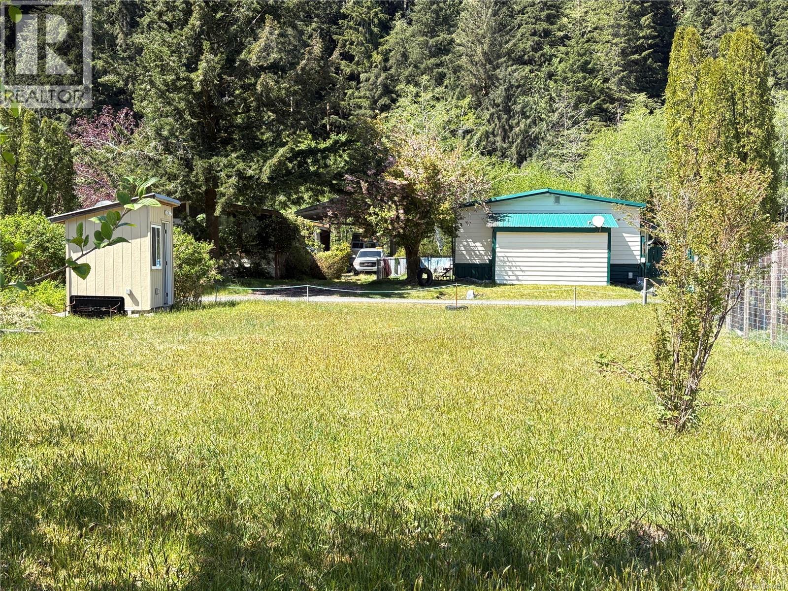 20 Edith Rd, Tahsis, British Columbia  V0P 1X0 - Photo 3 - 1048433