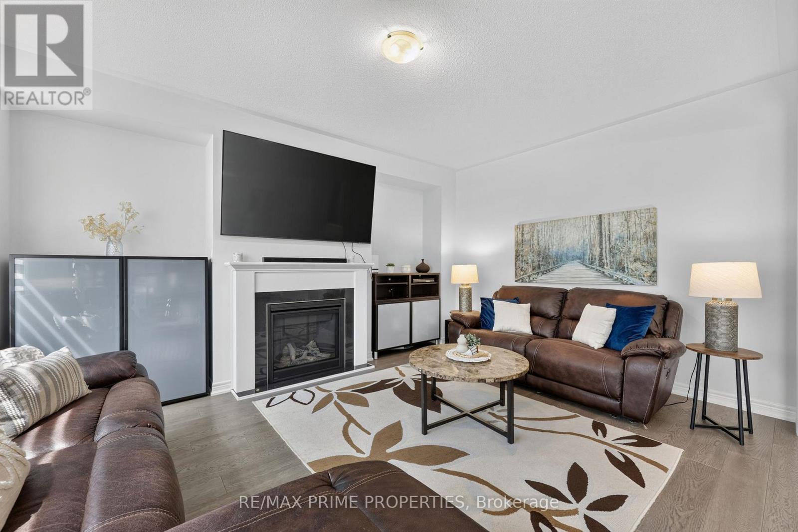 28 Frederick Taylor Way, East Gwillimbury (Mt Albert), Ontario  L0G 1M0 - Photo 10 - N13744116