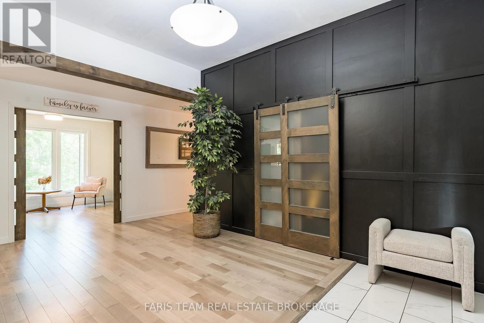 800 Mount St. Louis Road W, Oro-Medonte, Ontario  L0L 1V0 - Photo 7 - S13744106