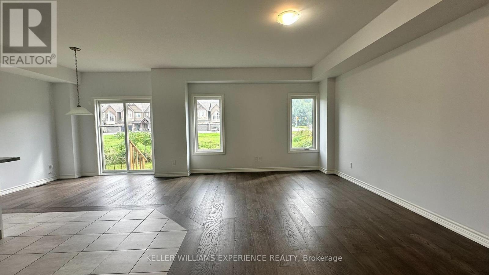 104 Addison Street, Blue Mountains, Ontario  N0H 1J0 - Photo 5 - X13744170