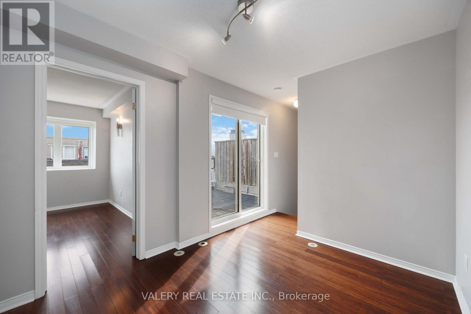 62 - 50 Turntable Crescent, Toronto, Ontario  M6H 4K9 - Photo 24 - W13662788