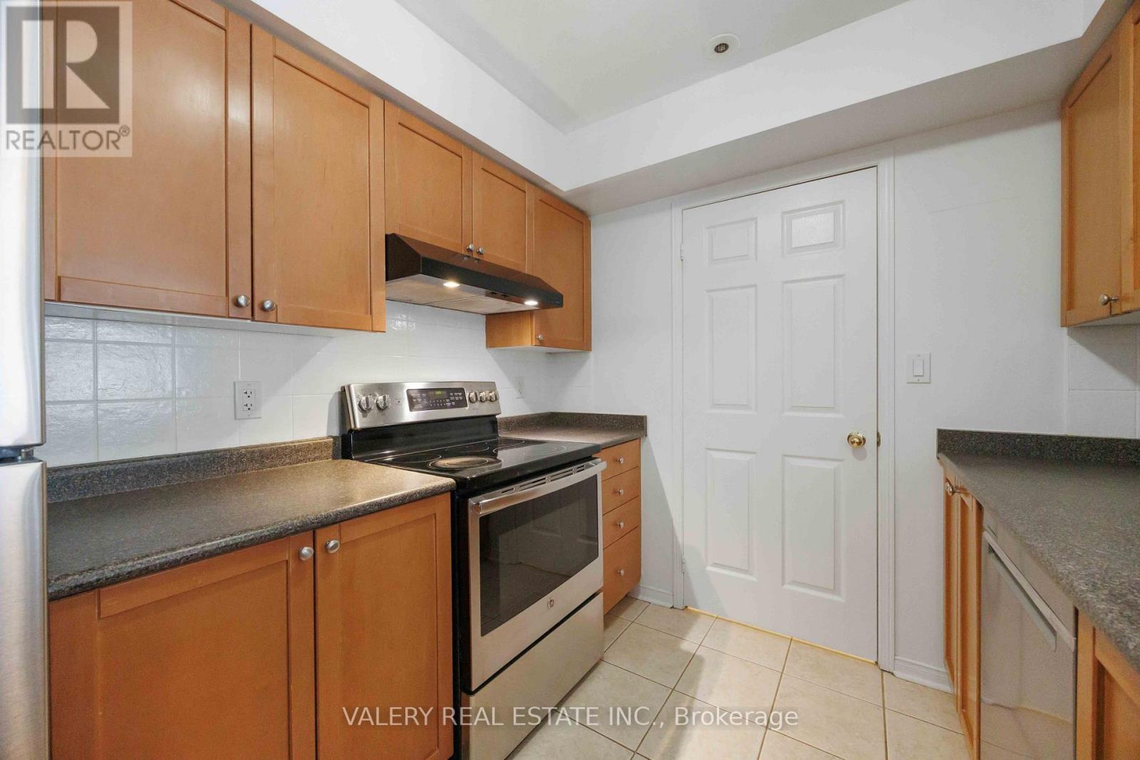 62 - 50 Turntable Crescent, Toronto, Ontario  M6H 4K9 - Photo 14 - W13662788