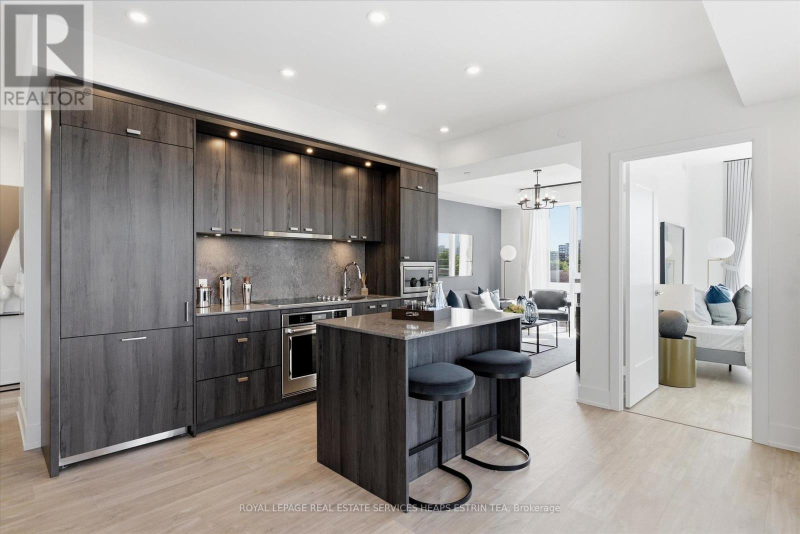 328 - 858 Dupont Street, Toronto, Ontario  M6G 1Z7 - Photo 3 - W13657238
