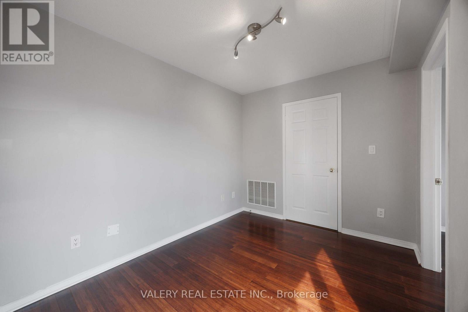 62 - 50 Turntable Crescent, Toronto, Ontario  M6H 4K9 - Photo 23 - W13662788