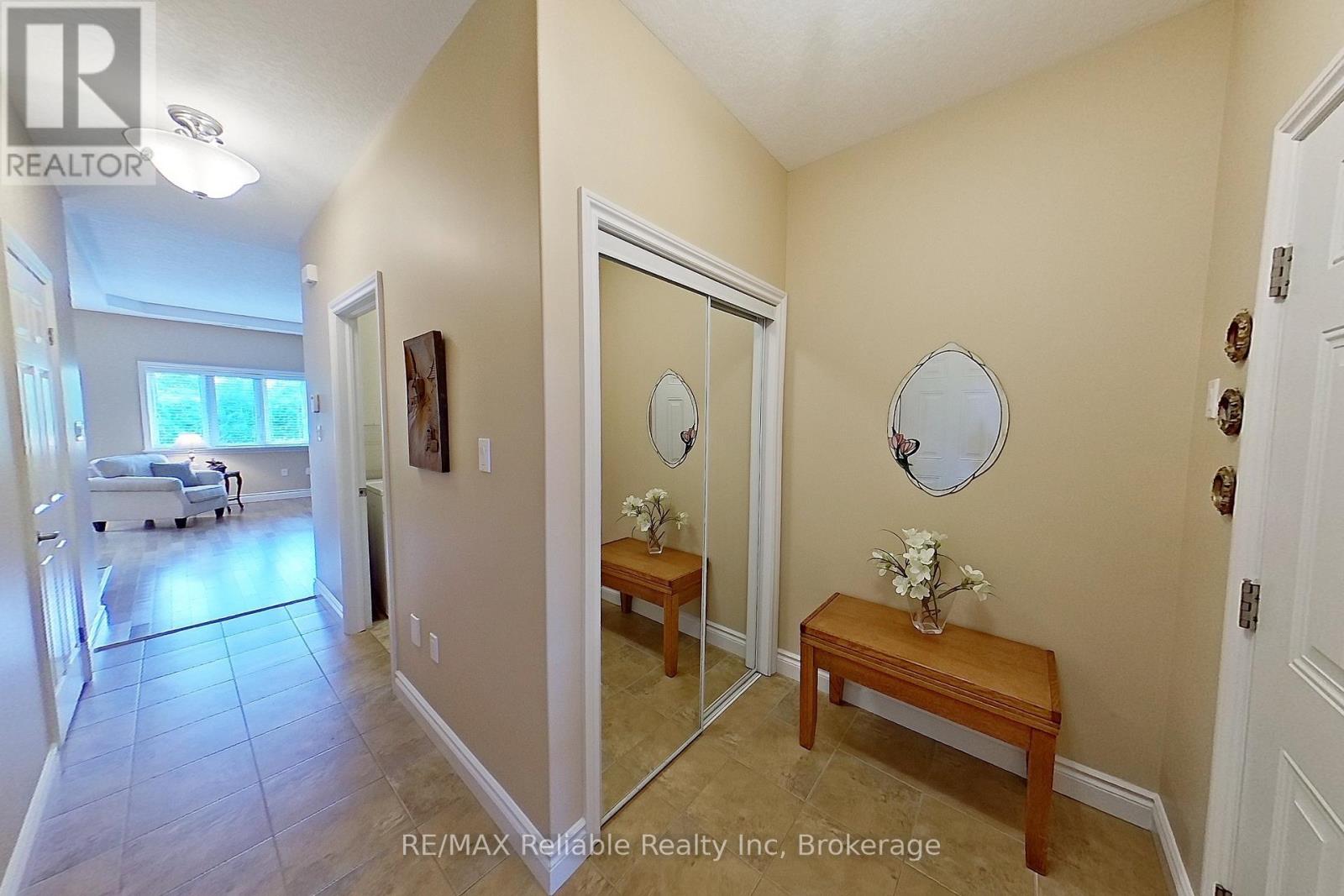 15 Bayfield Mews Lane, Bluewater, Ontario  N0M 1G0 - Photo 11 - X12887498