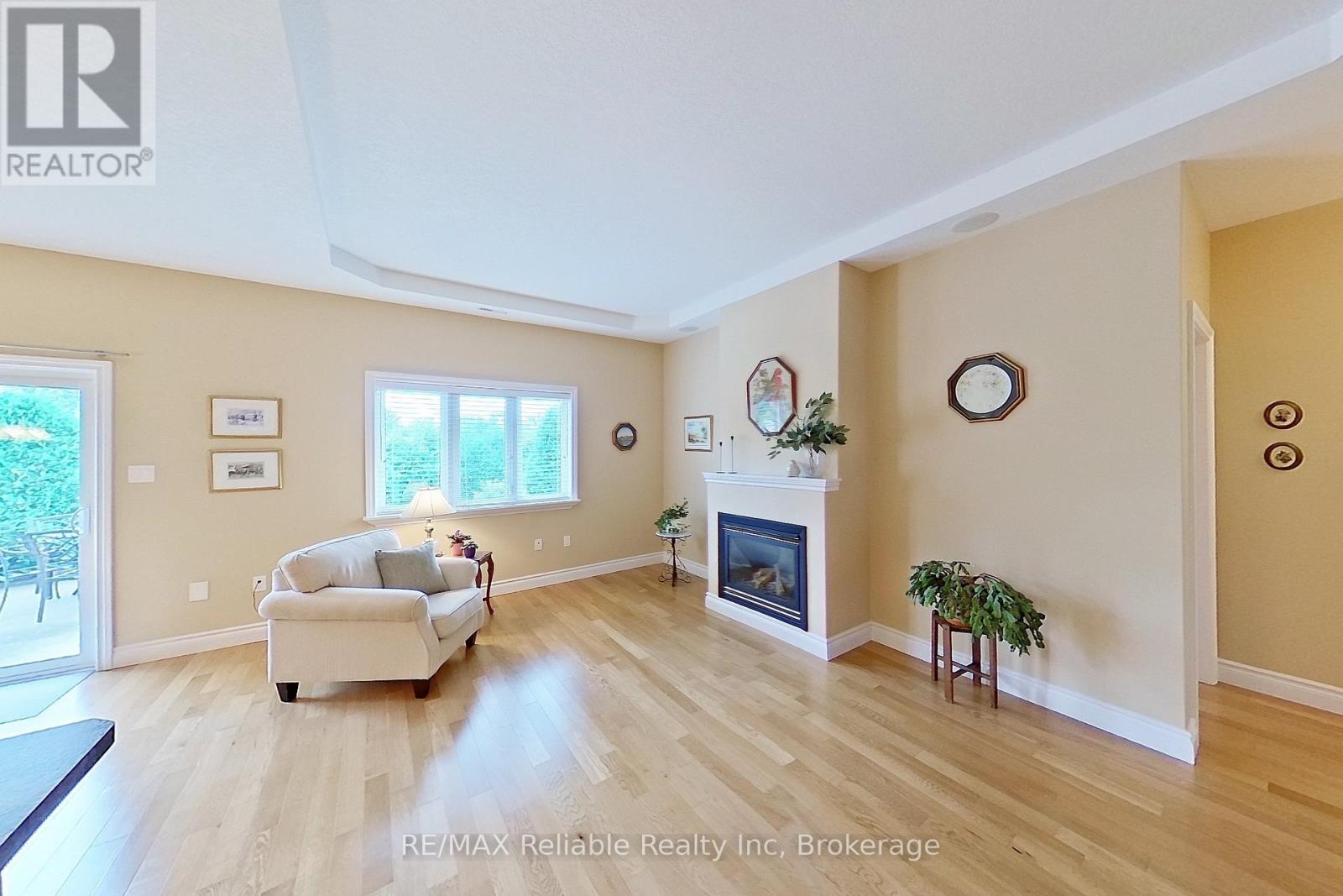 15 Bayfield Mews Lane, Bluewater, Ontario  N0M 1G0 - Photo 14 - X12887498