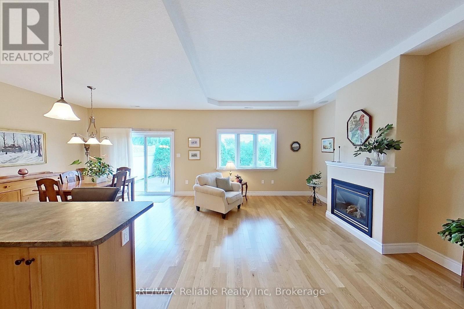 15 Bayfield Mews Lane, Bluewater, Ontario  N0M 1G0 - Photo 13 - X12887498