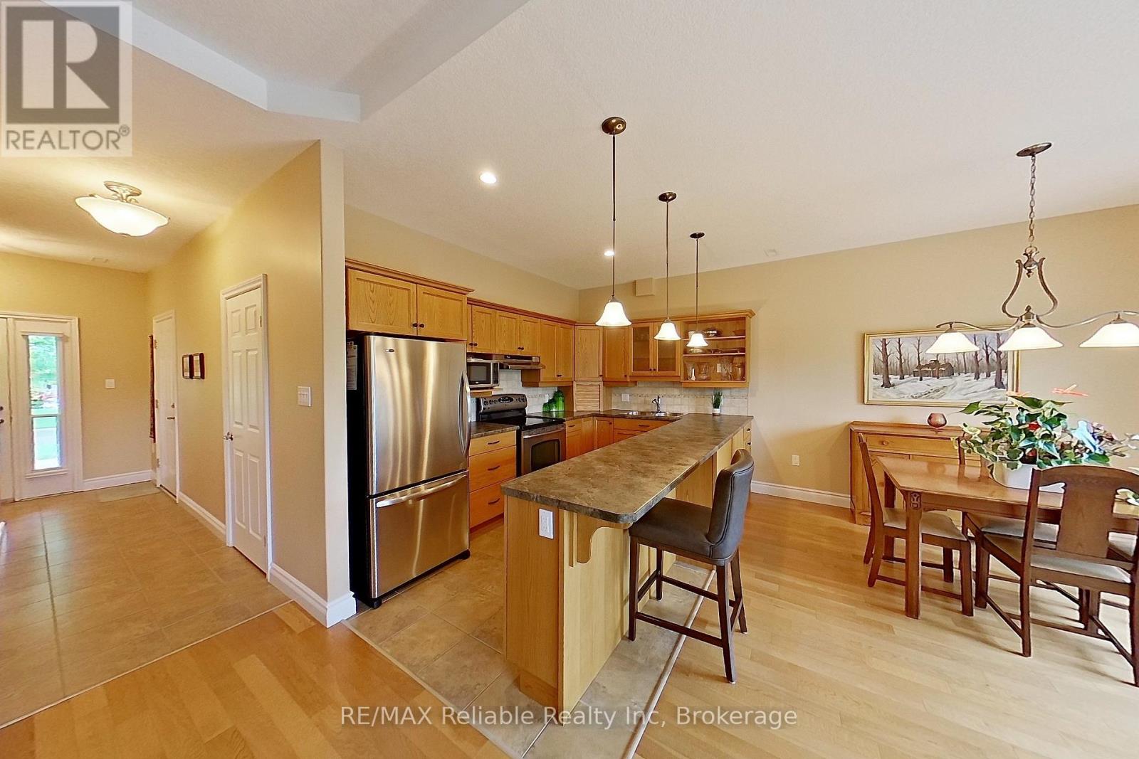 15 Bayfield Mews Lane, Bluewater, Ontario  N0M 1G0 - Photo 21 - X12887498