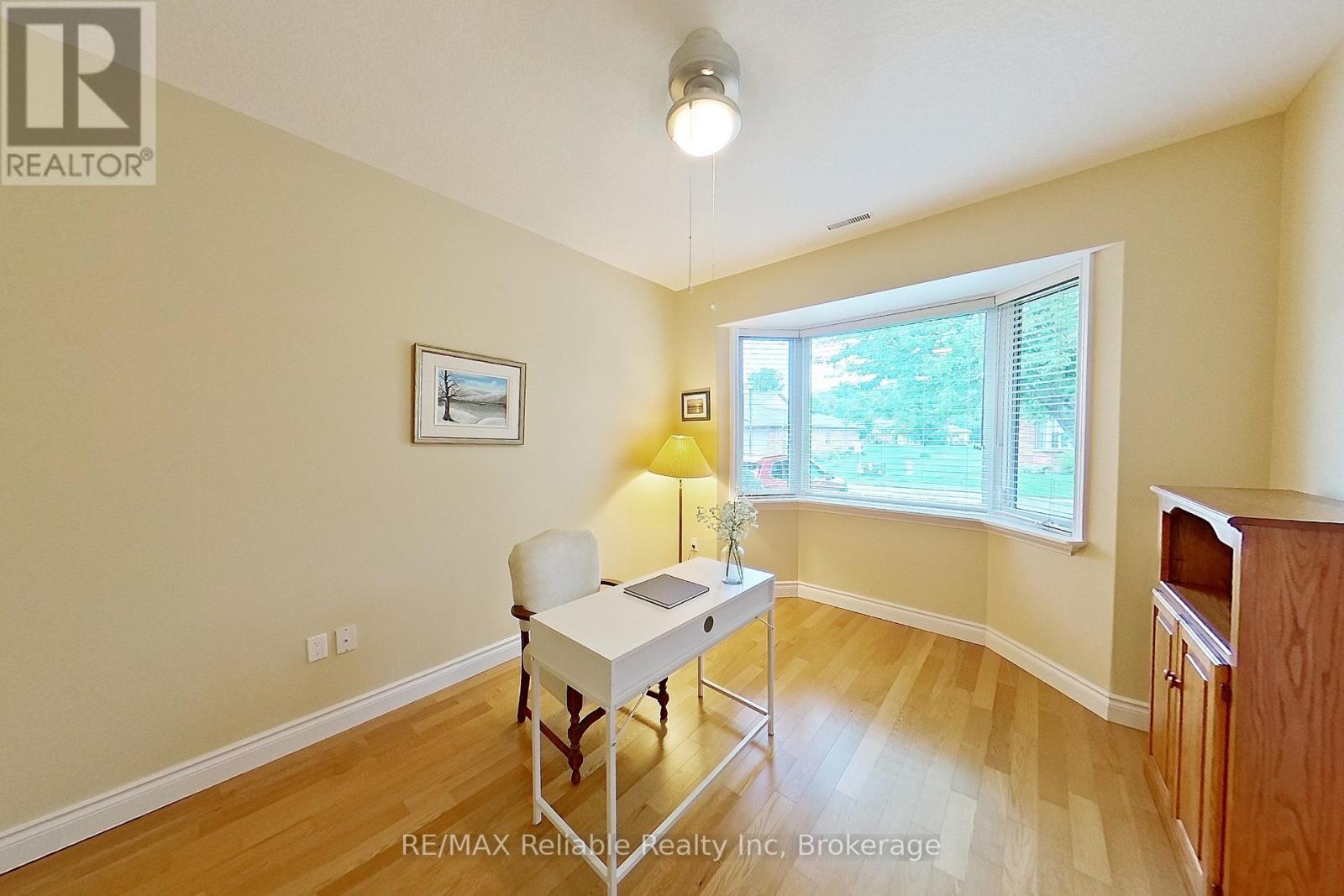 15 Bayfield Mews Lane, Bluewater, Ontario  N0M 1G0 - Photo 33 - X12887498