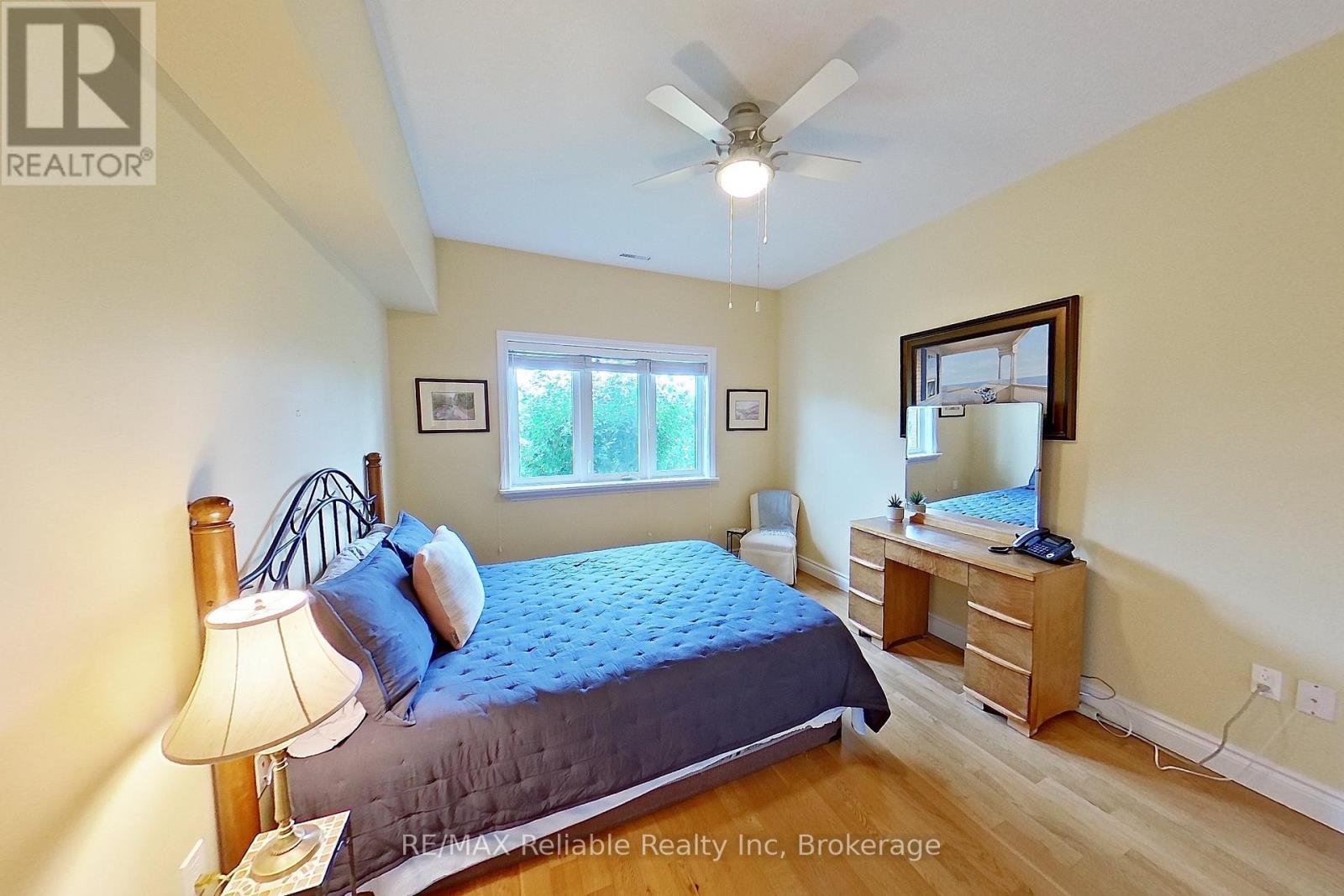 15 Bayfield Mews Lane, Bluewater, Ontario  N0M 1G0 - Photo 26 - X12887498