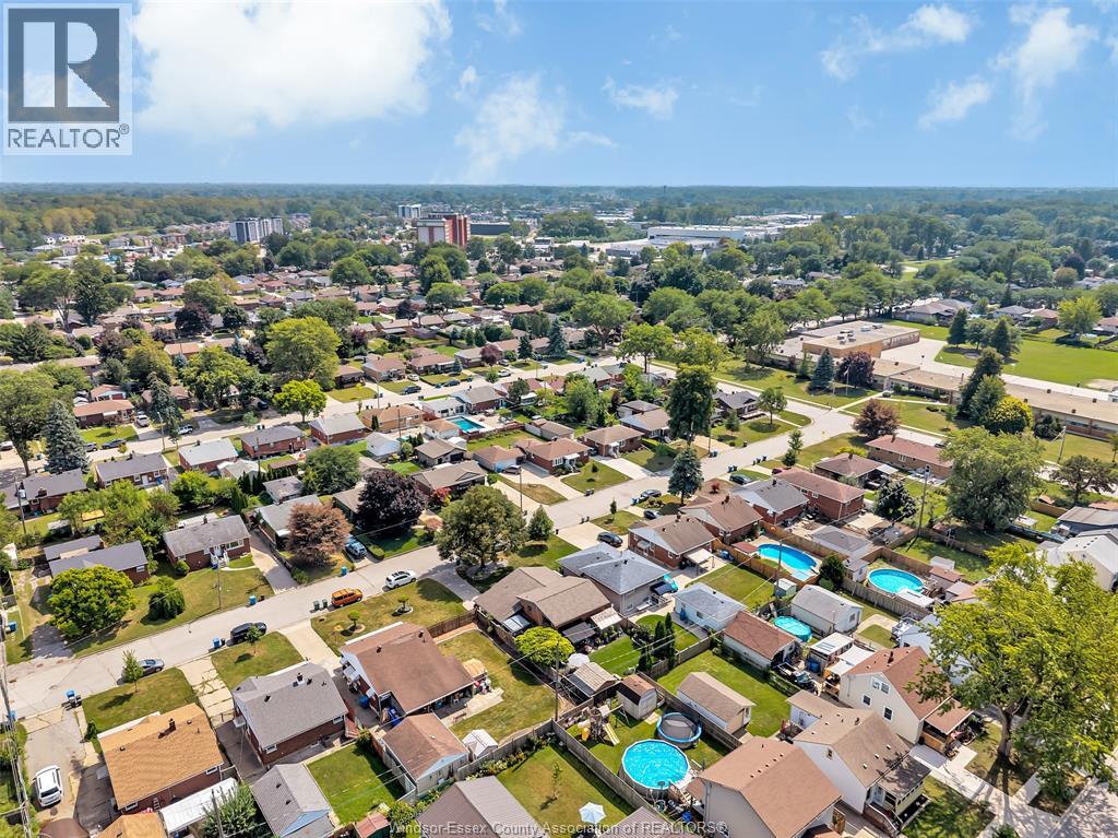 3742 Myrtle Avenue, Windsor, Ontario  N8W 5W1 - Photo 43 - 26021651