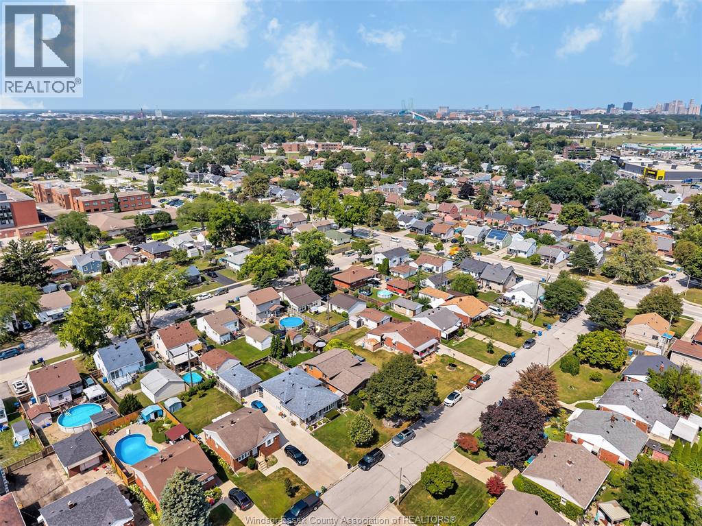 3742 Myrtle Avenue, Windsor, Ontario  N8W 5W1 - Photo 45 - 26021651