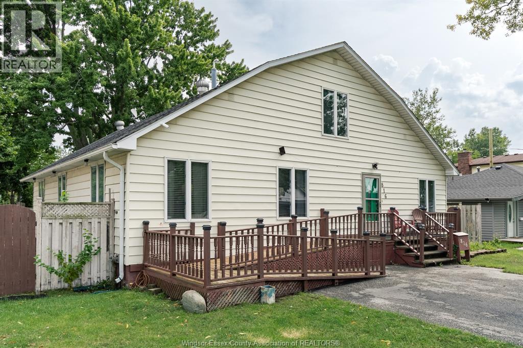 MLS# 26021646: 816 ELINOR STREET, Windsor, Canada